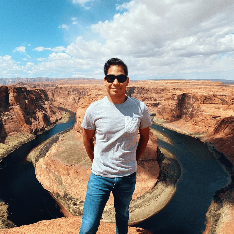 A photo of myself at Horse Shoe Bend